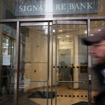 Bets Against Signature Bank Stock Paid Off---on Paper, at Least