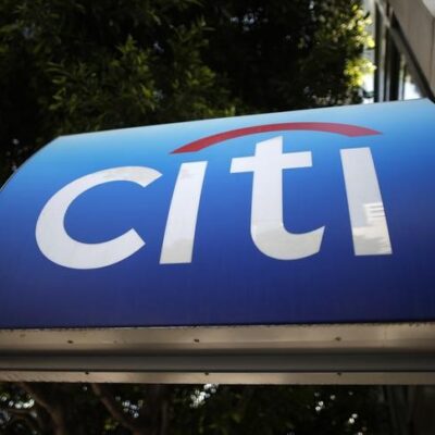 Citigroup hires BofA Merrill's head Andy Sieg to lead wealth unit By Reuters