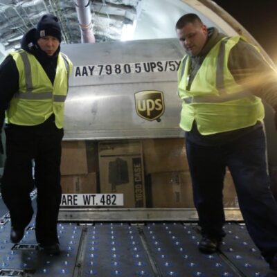 UPS preferred over riskier FedEx, says Melius Research