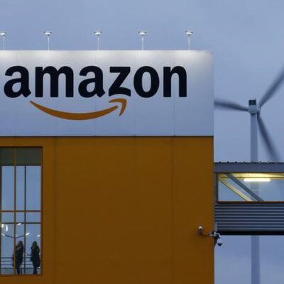 Amazon plans to trim employee stock awards amid tough economy By Reuters