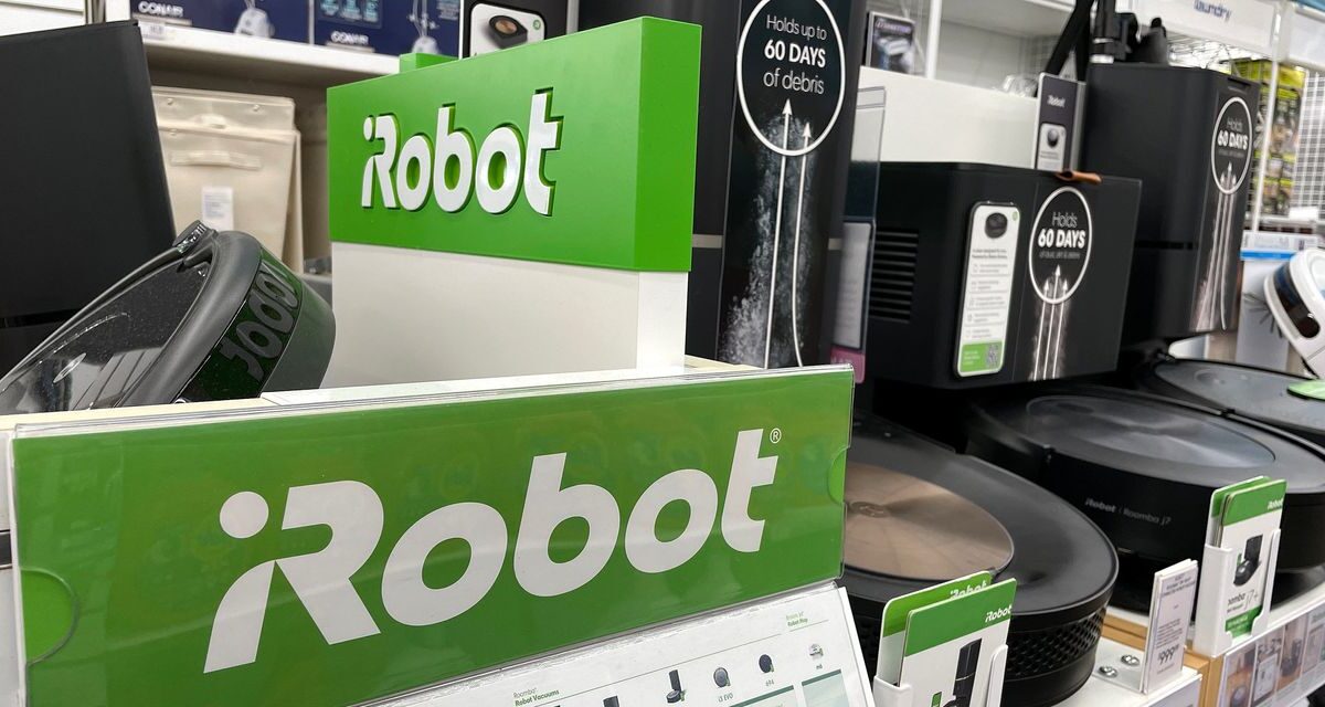 Amazon’s Roomba Deal Keeps Getting Messier