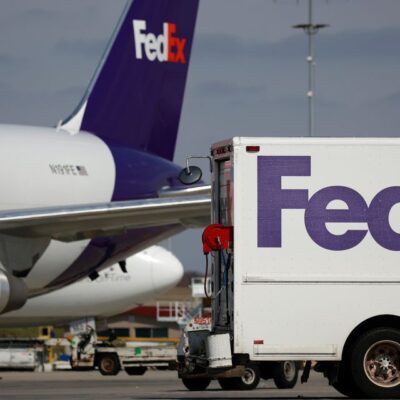 FedEx Combines Ground and Express Delivery Networks