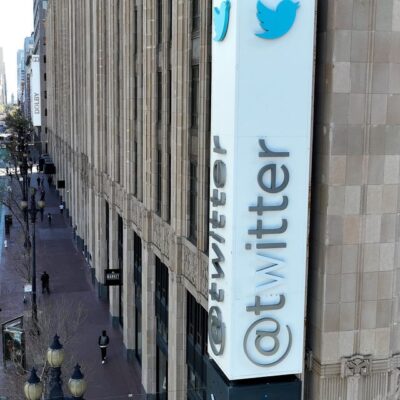 Former Twitter Executives Sue for Unpaid Fees