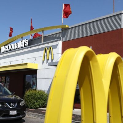 McDonald's Temporarily Shuts U.S. Offices as Chain Prepares for Layoffs