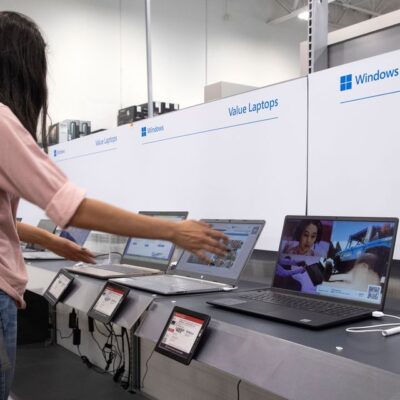 PC Shipments Fall 29%, Led by Drop in Apple Devices