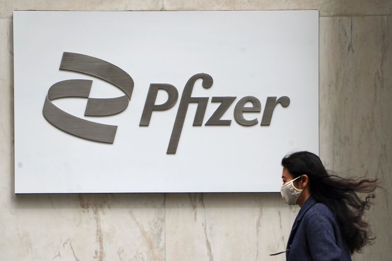 Pfizer, Merck trim prices in China for Paxlovid, molnupiravir