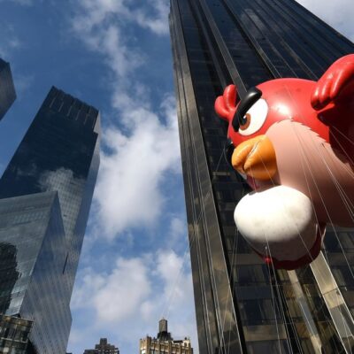 Sega Nears Deal for ‘Angry Birds’ Mobile Game Maker