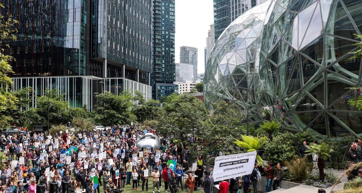 Amazon Asking Employees to Return to 'Main Hub' Offices