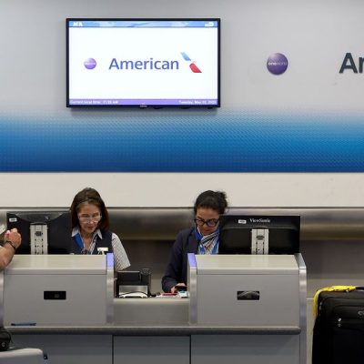 American Airlines Raises Profit Outlook as Demand for Trips Abroad Heats Up