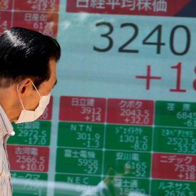 Anywhere but China: Asia Stocks Rally Leaves the Biggest Market Behind