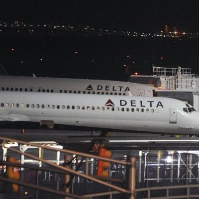 Delta forecasts stronger earnings on post-pandemic travel boom By Reuters