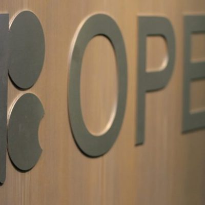 Oil rises on OPEC+ cuts, weaker dollar By Reuters