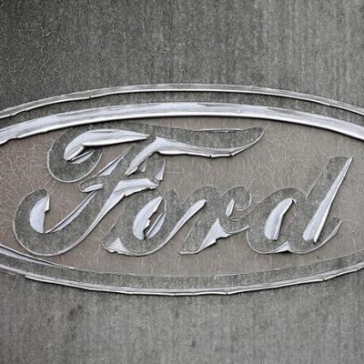 U.S. investigates 346,000 Ford Escape SUVs over door issues By Reuters