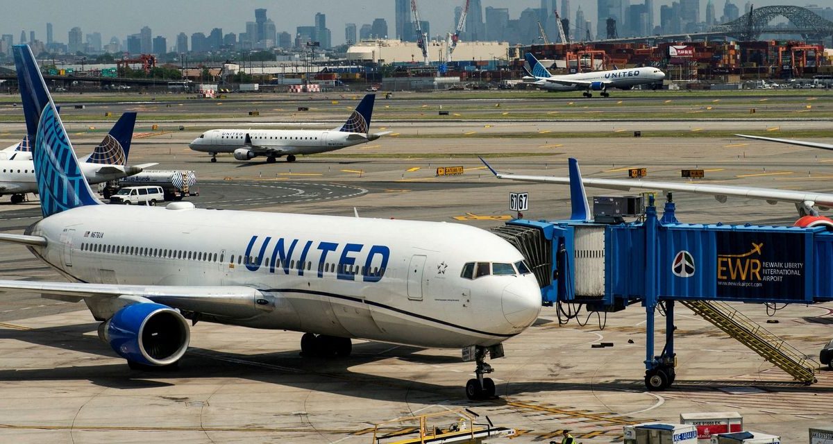 United Airlines Triples Second-Quarter Profit