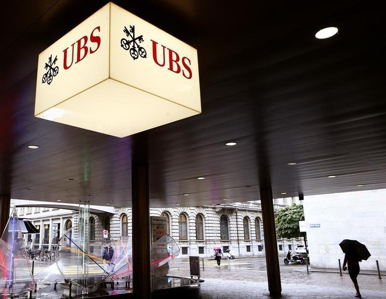 W.W. Grainger downgraded at UBS, shares drop 2%