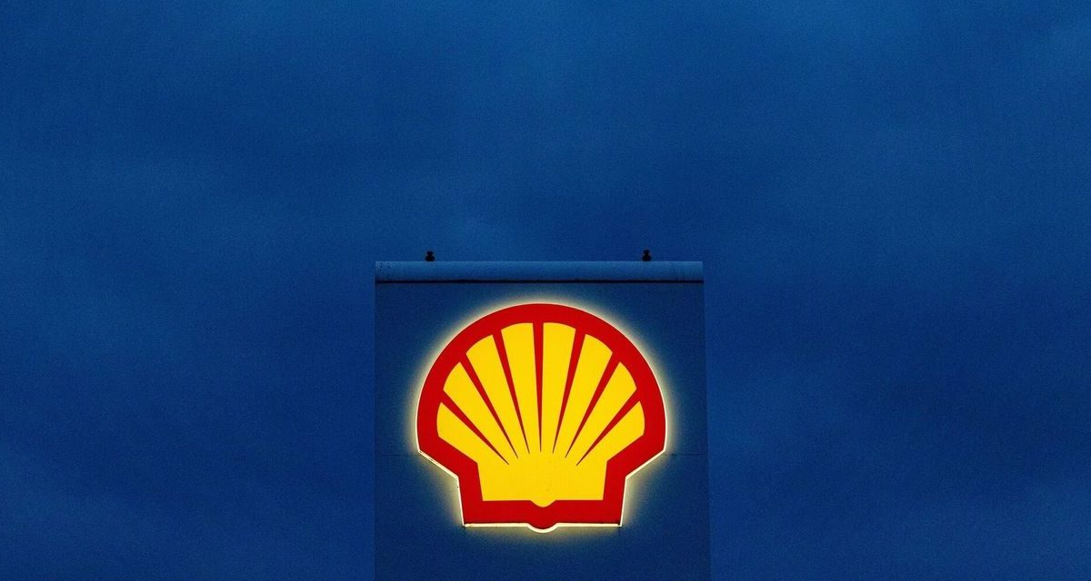 Weaker Energy Prices Temper Shell's Profit, but Not Cash Payouts for Investors