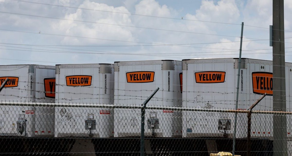 Why Trucking Company Yellow Verges on Collapse