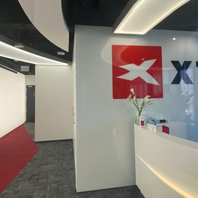 XTB launches Shares trading in the UK
