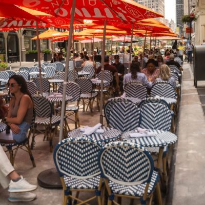 A Table Outside? More Diners Say No Way