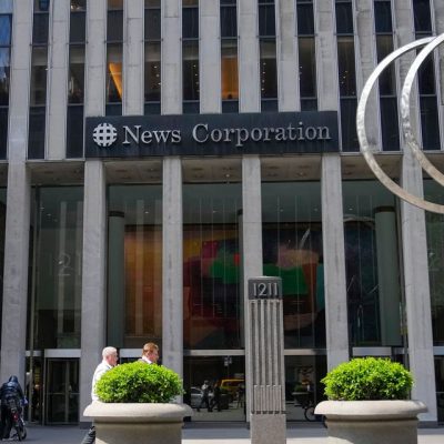 News Corp Swings to Loss Amid Revenue Drop, Book-Publishing Struggles