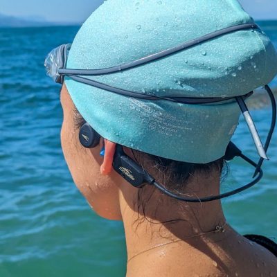 These Headphones Stay Outside Your Ears---and Can Go for a Swim