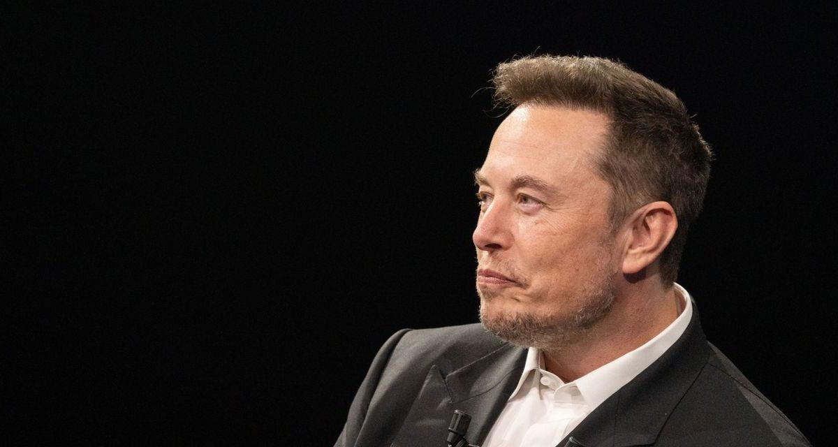 Elon Musk Borrowed $1 Billion From SpaceX in Same Month of Twitter Acquisition