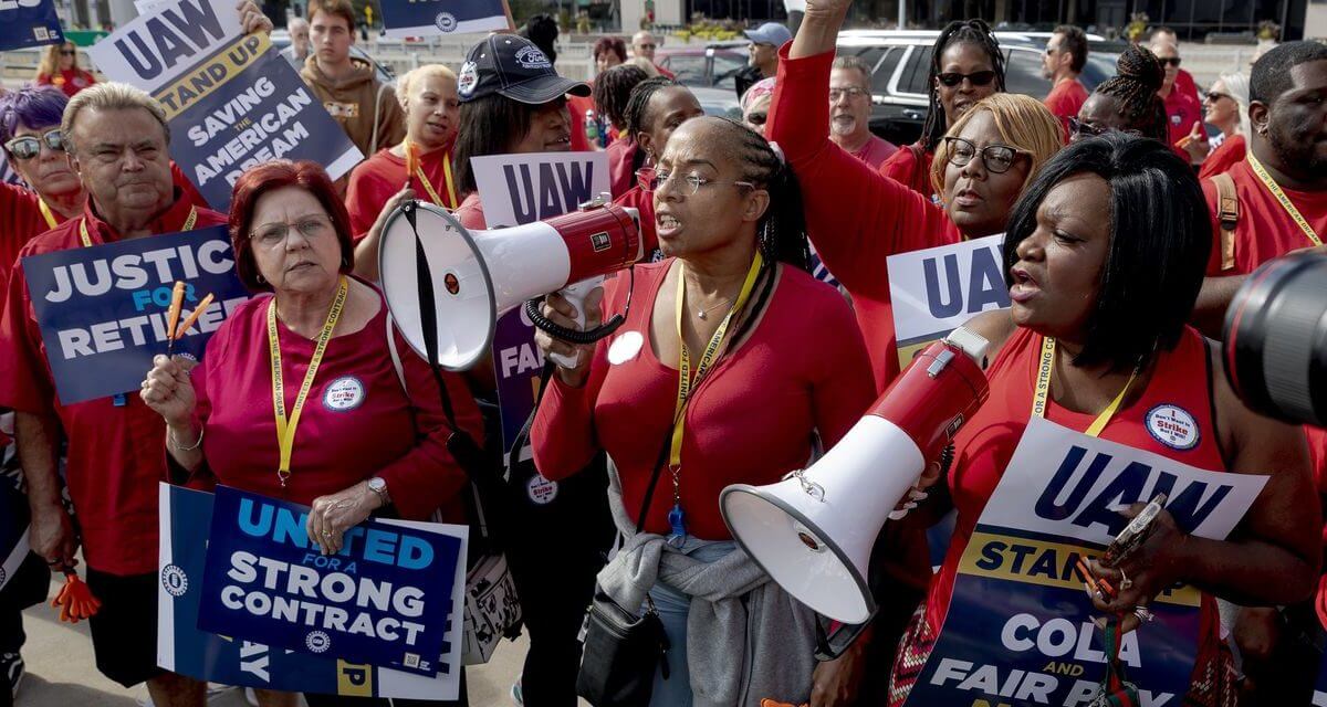 How UAW Tossed Its Old Playbook and Pursued a Surprise-Attack Strike Strategy