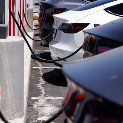 Tesla Leads Race to Draw Federal Money for Charging Networks