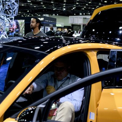 UAW's Strike Threat Overshadows a Shrunken Detroit Auto Show